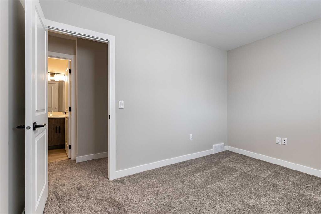 #1-4 188 Somerset Way SE