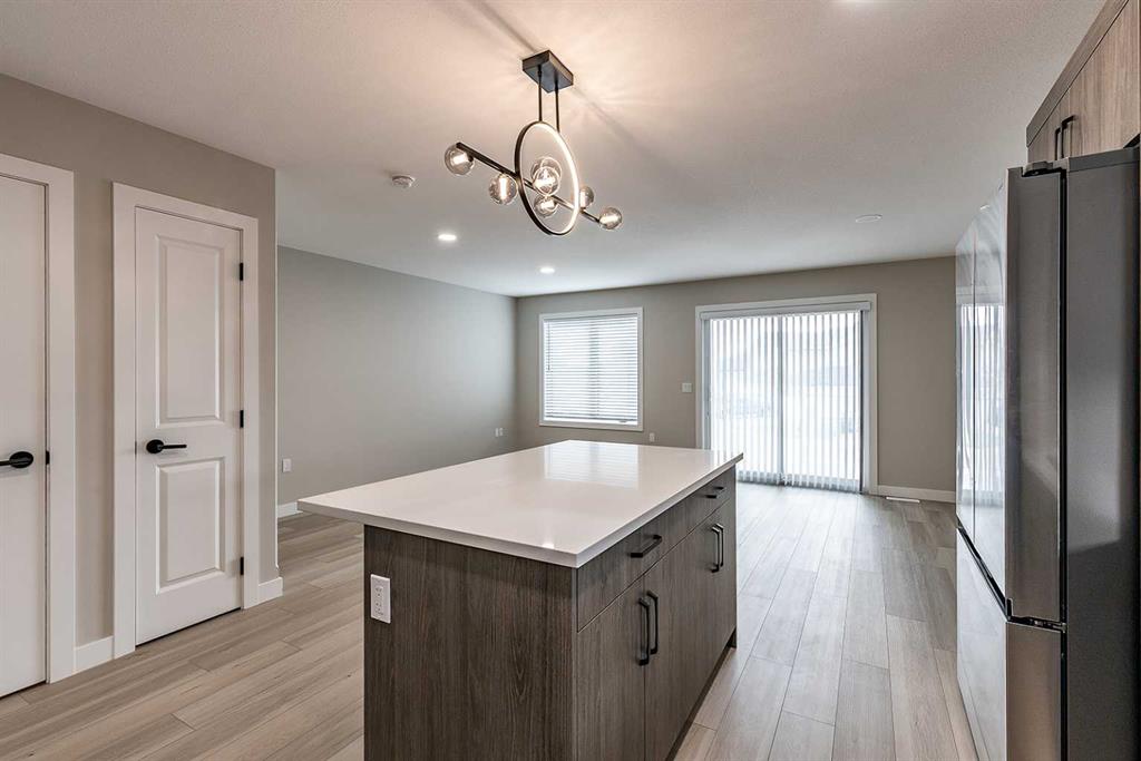 #1-4 188 Somerset Way SE
