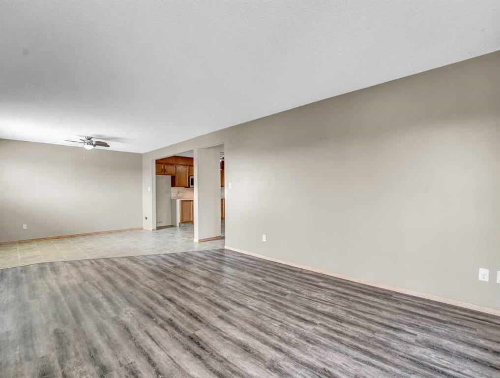 #225 3090 15 Avenue SE