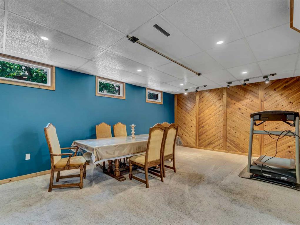 302 Prospect Drive SW