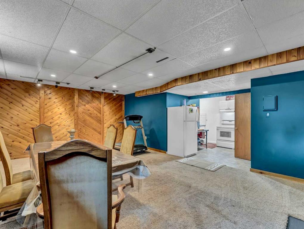 302 Prospect Drive SW