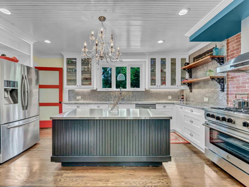302 Prospect Drive SW