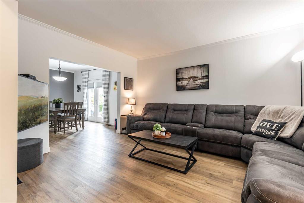 60 9 Street SW