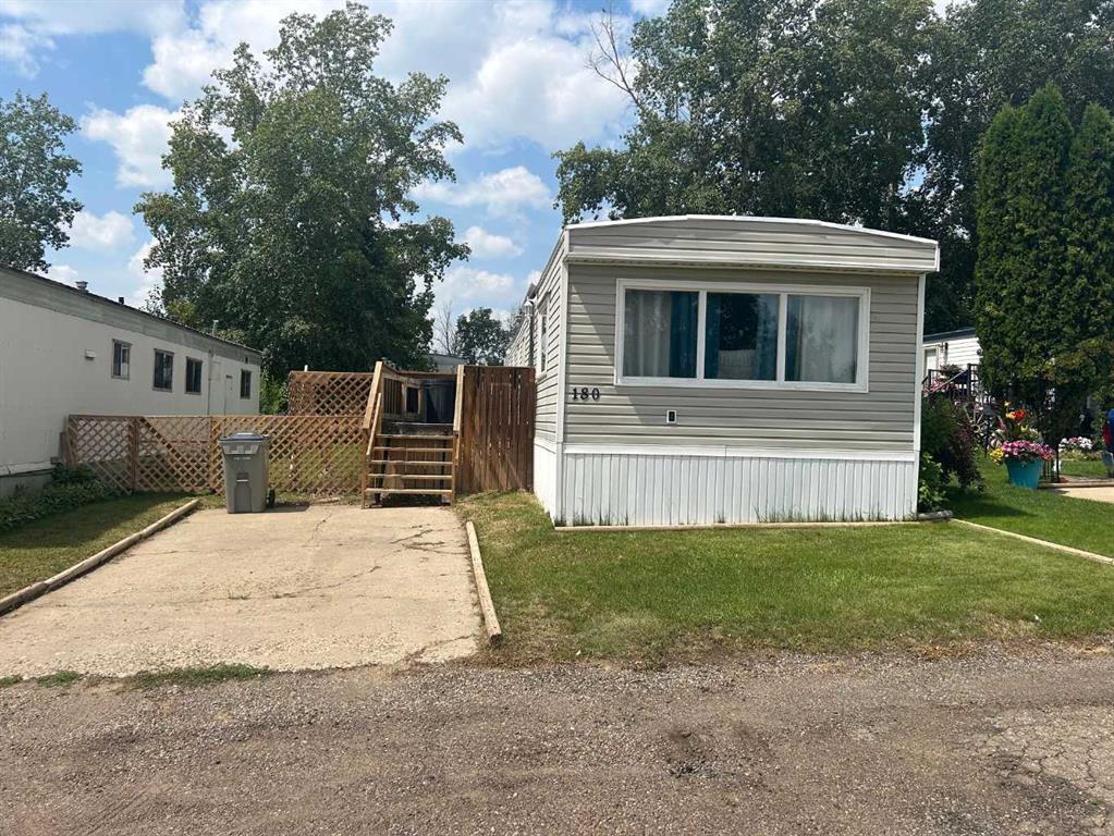 #180 4000 13 Avenue SE, Medicine Hat
