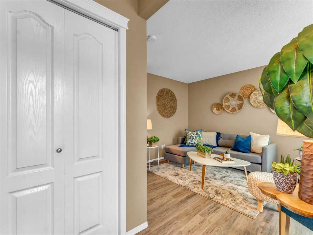 171 Northlands Pointe NE