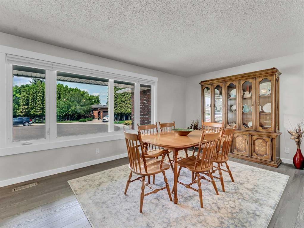 25 Clematis Court SE