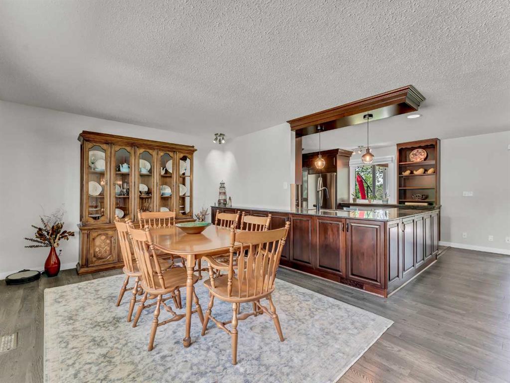 25 Clematis Court SE
