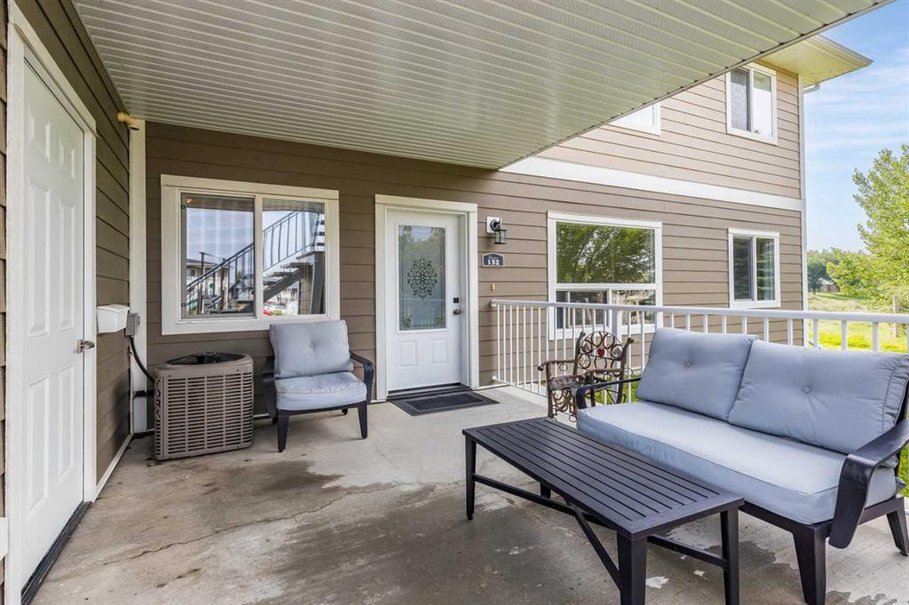 132 Southlands Pointe SE
