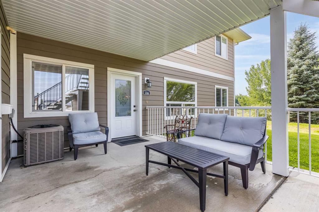132 Southlands Pointe SE