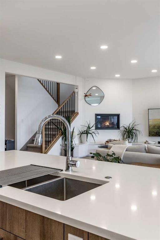 216 Sierra Road SW