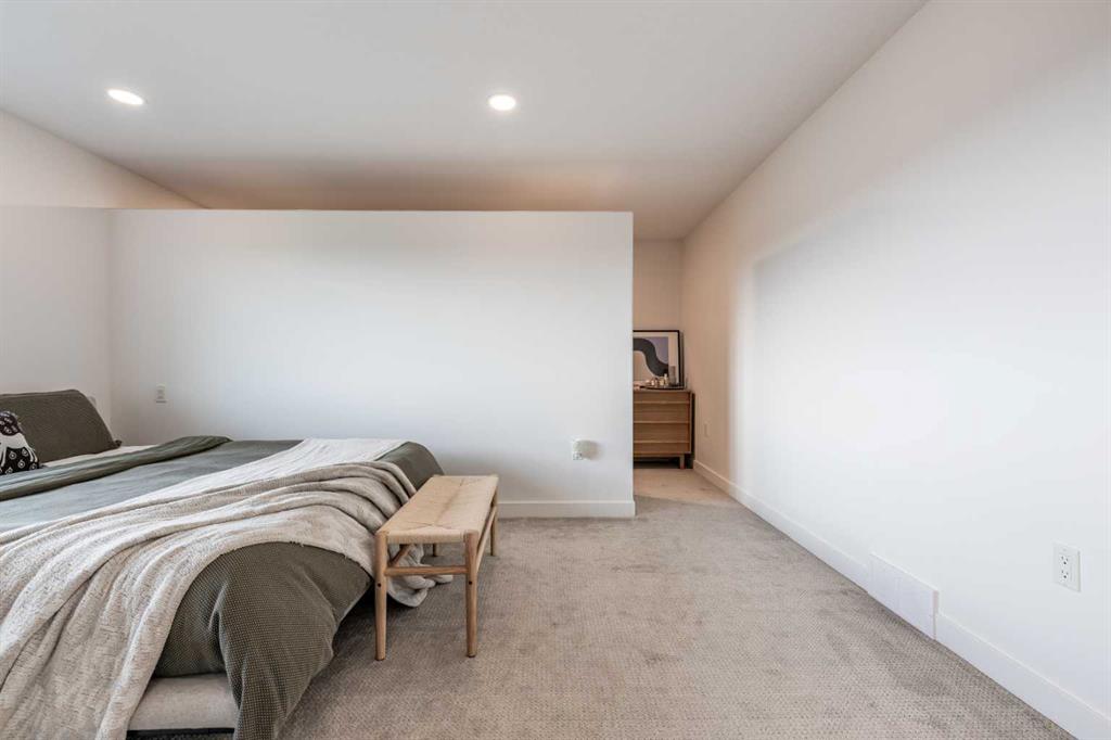 216 Sierra Road SW