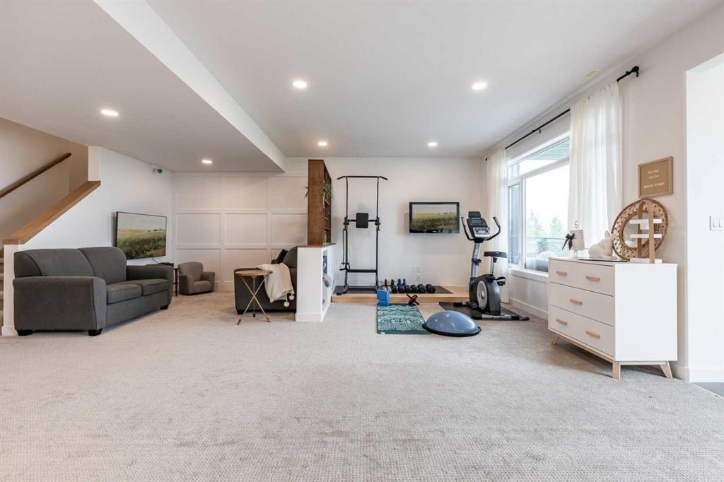 216 Sierra Road SW