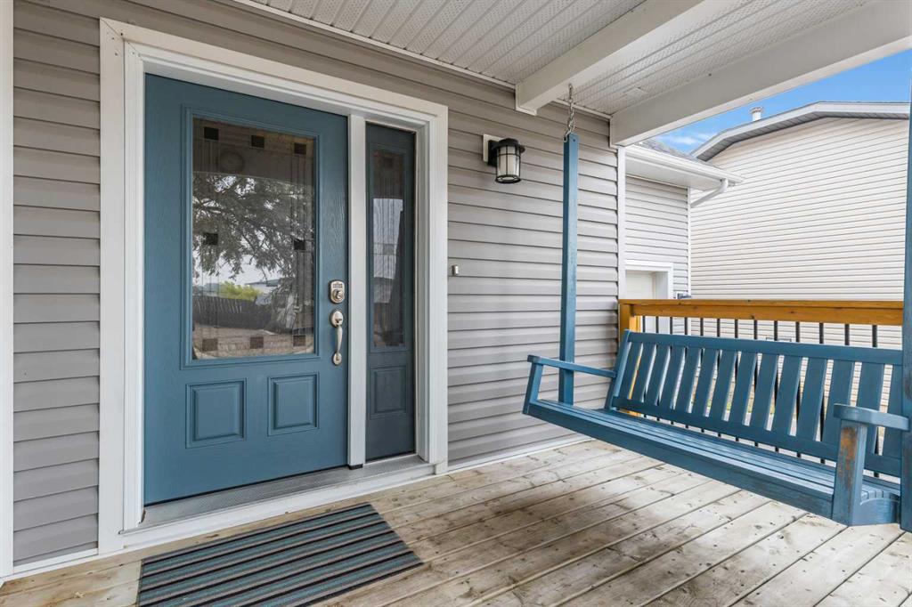 974 Kipling Crescent SW