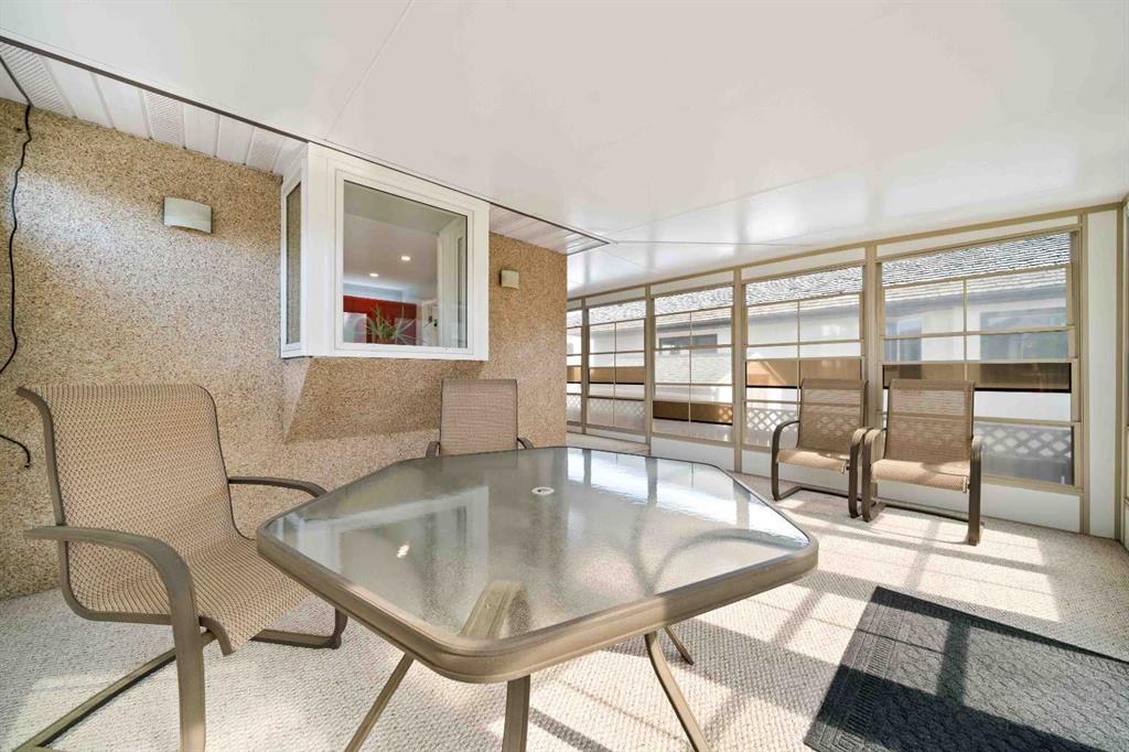 8 Taylor Court SE