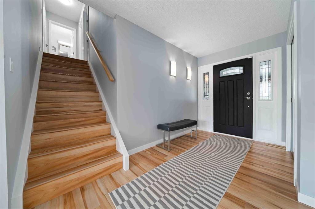 8 Taylor Court SE