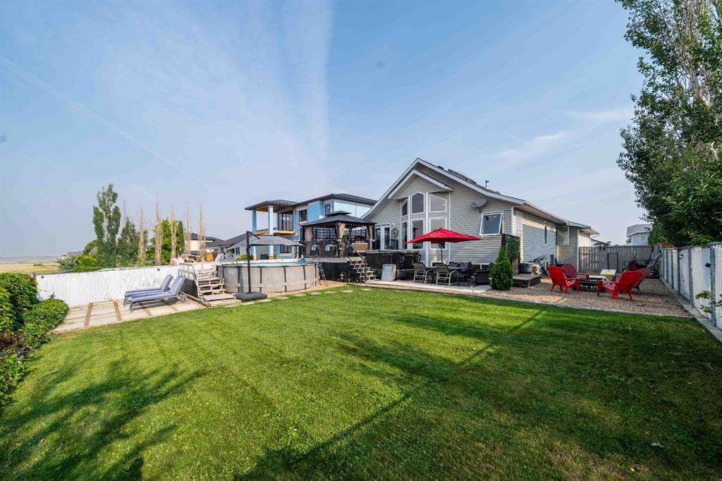 110 Redcliff Way SW