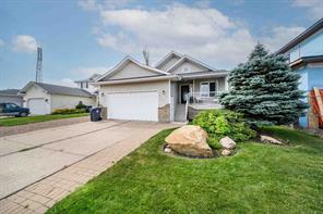 110 Redcliff Way SW, Redcliff