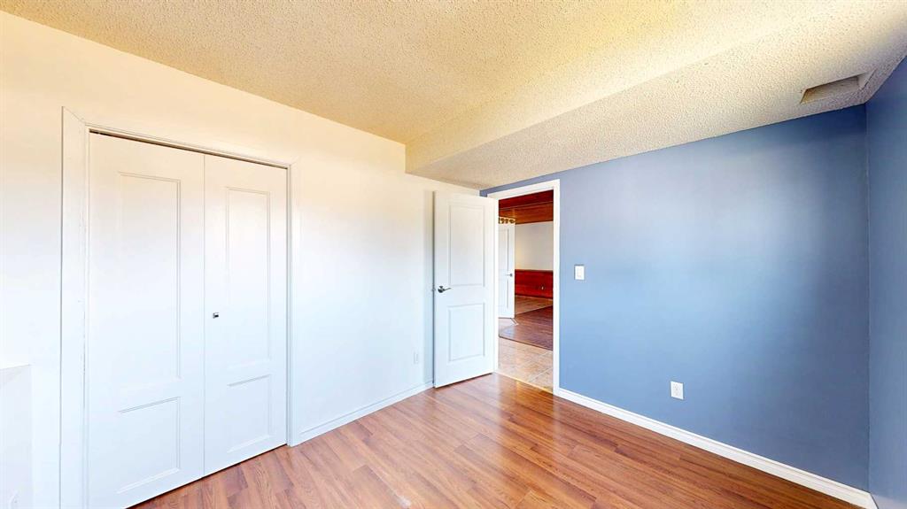 8 Begonia Court SE
