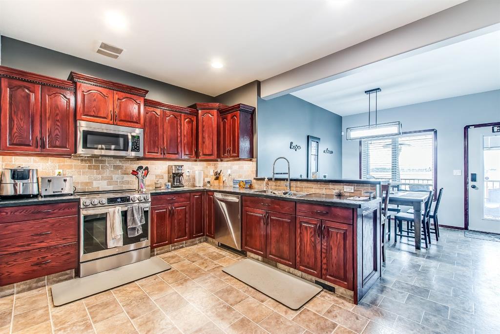 164 Somerside Way SE
