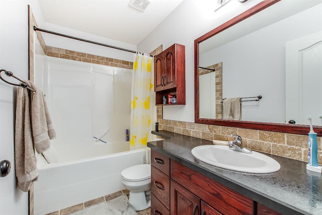 164 Somerside Way SE