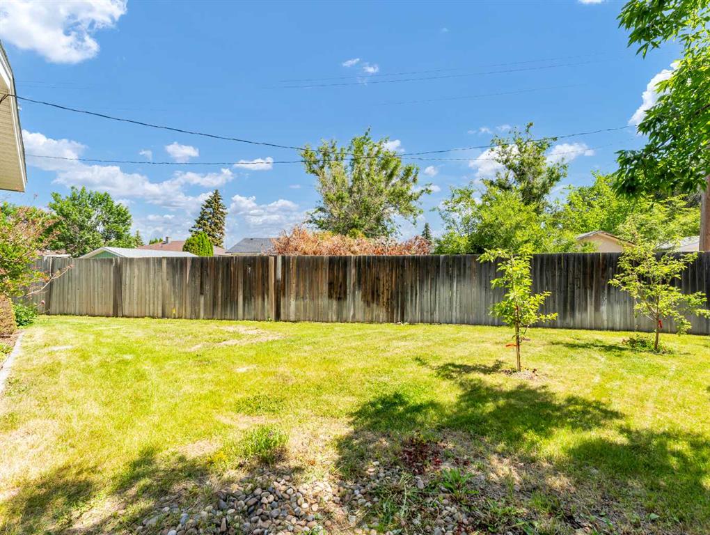 53 Bennett Court NW