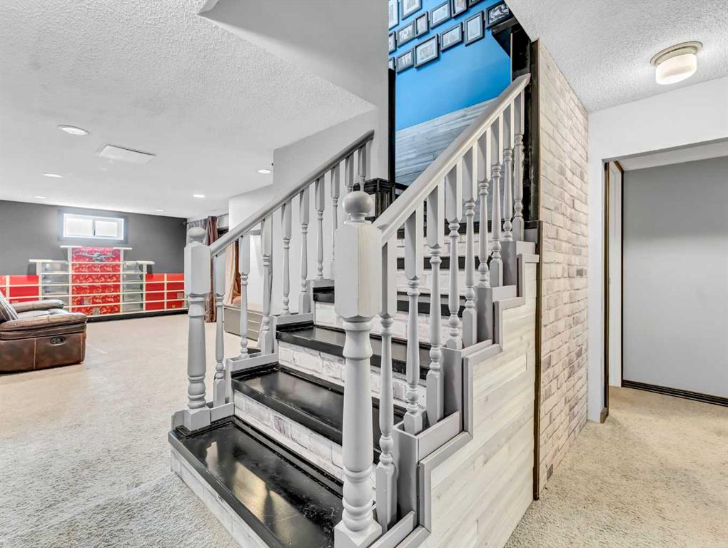 29 Rideau Close SE