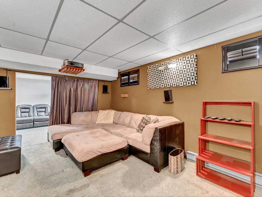 29 Rideau Close SE