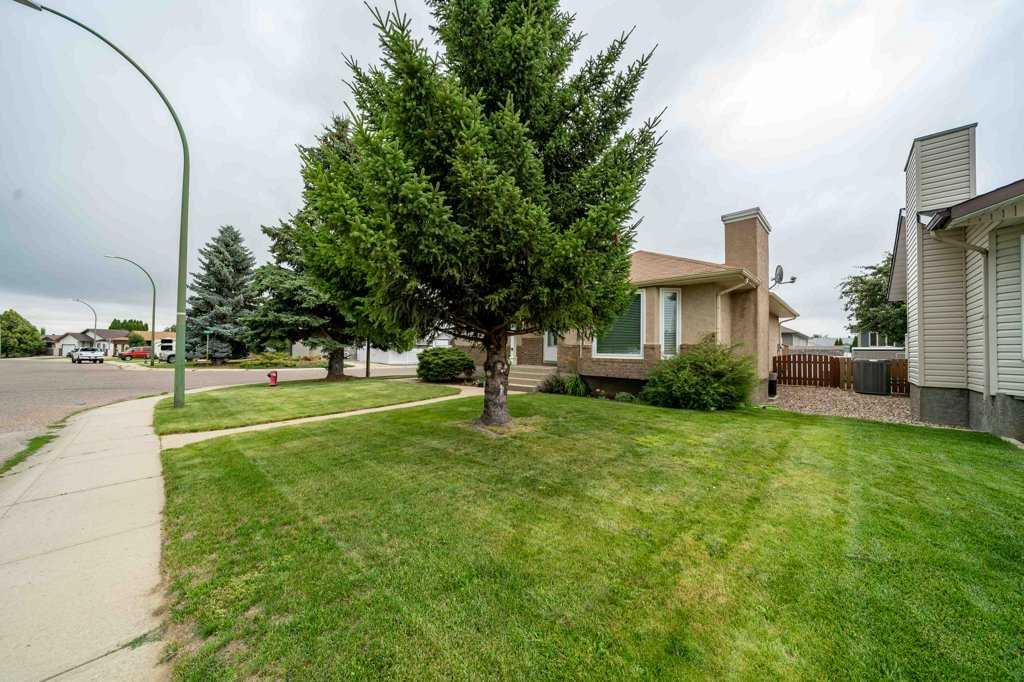 83 Stapeford Crescent SE