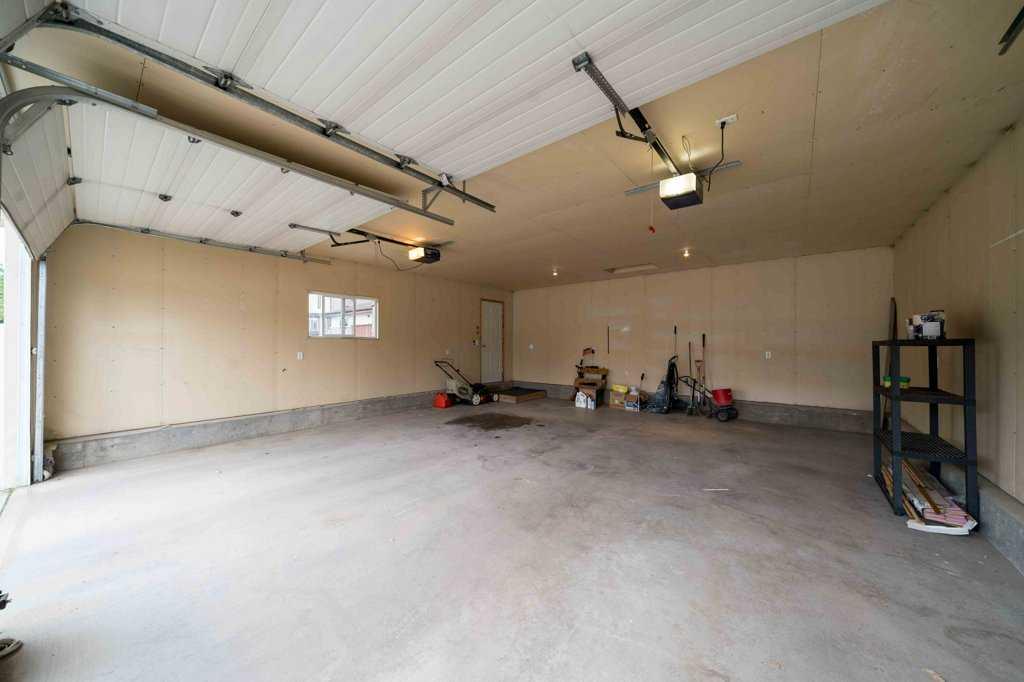 83 Stapeford Crescent SE