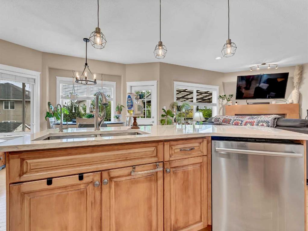 102 Sundown Road SW
