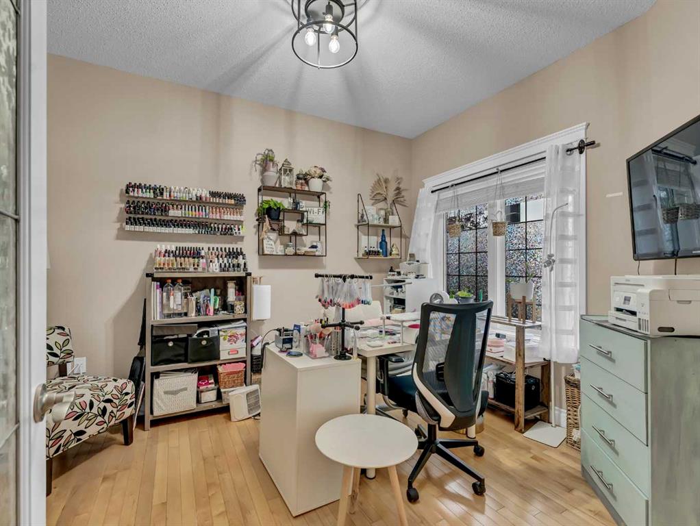 102 Sundown Road SW