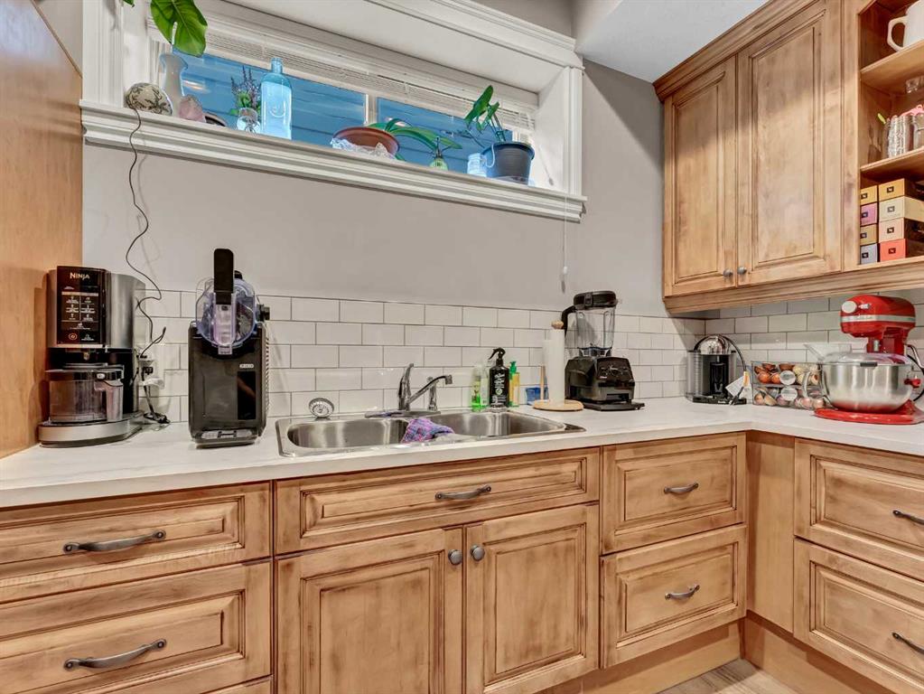 102 Sundown Road SW
