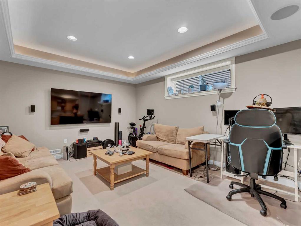 102 Sundown Road SW