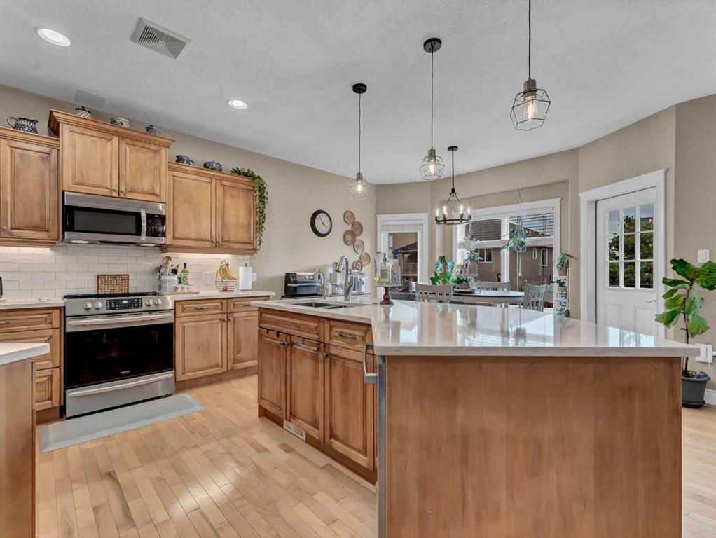 102 Sundown Road SW