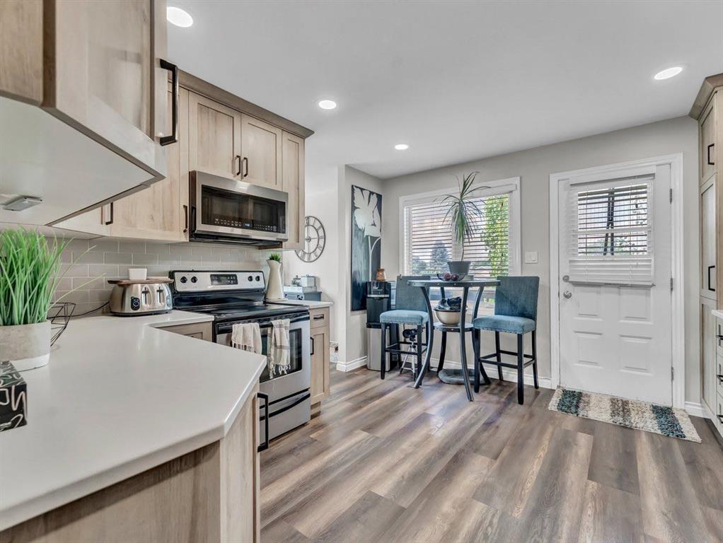 160 Sprague Way SE
