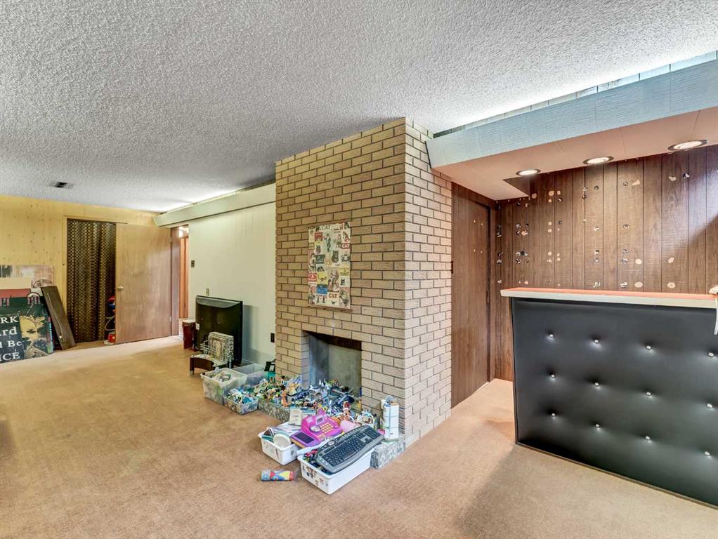 164 Muir Crescent NW