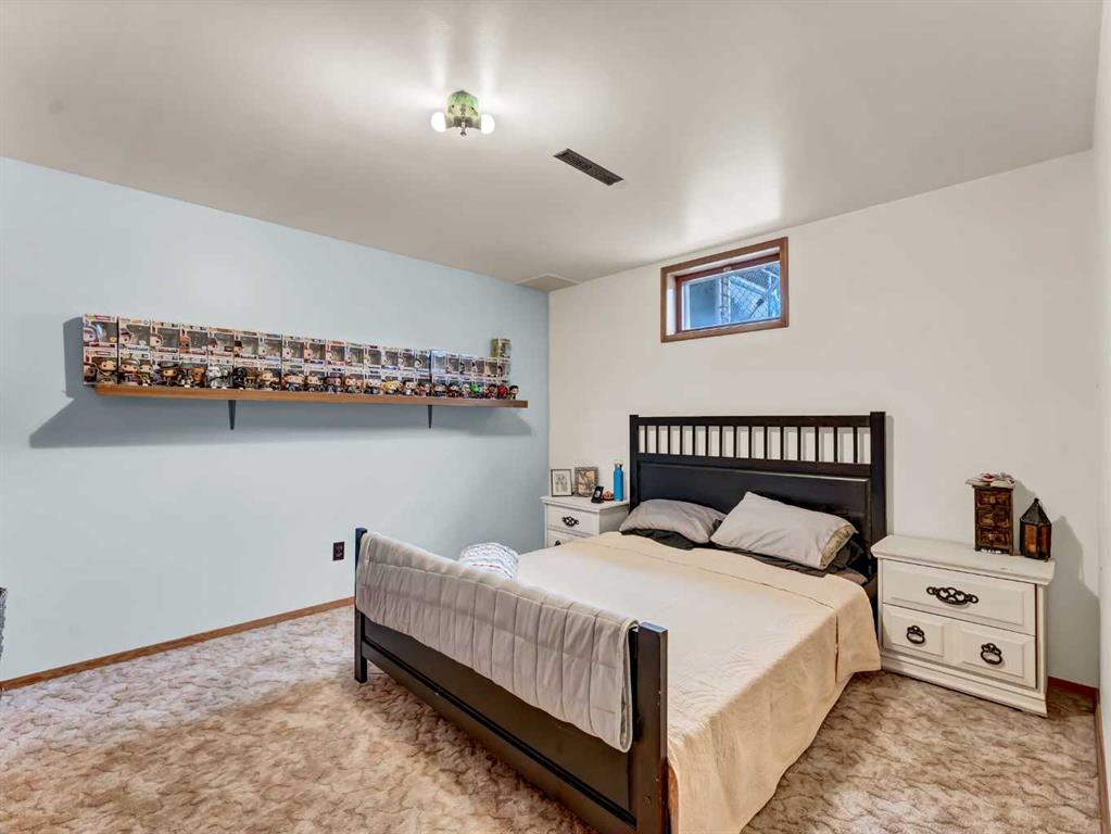 164 Muir Crescent NW