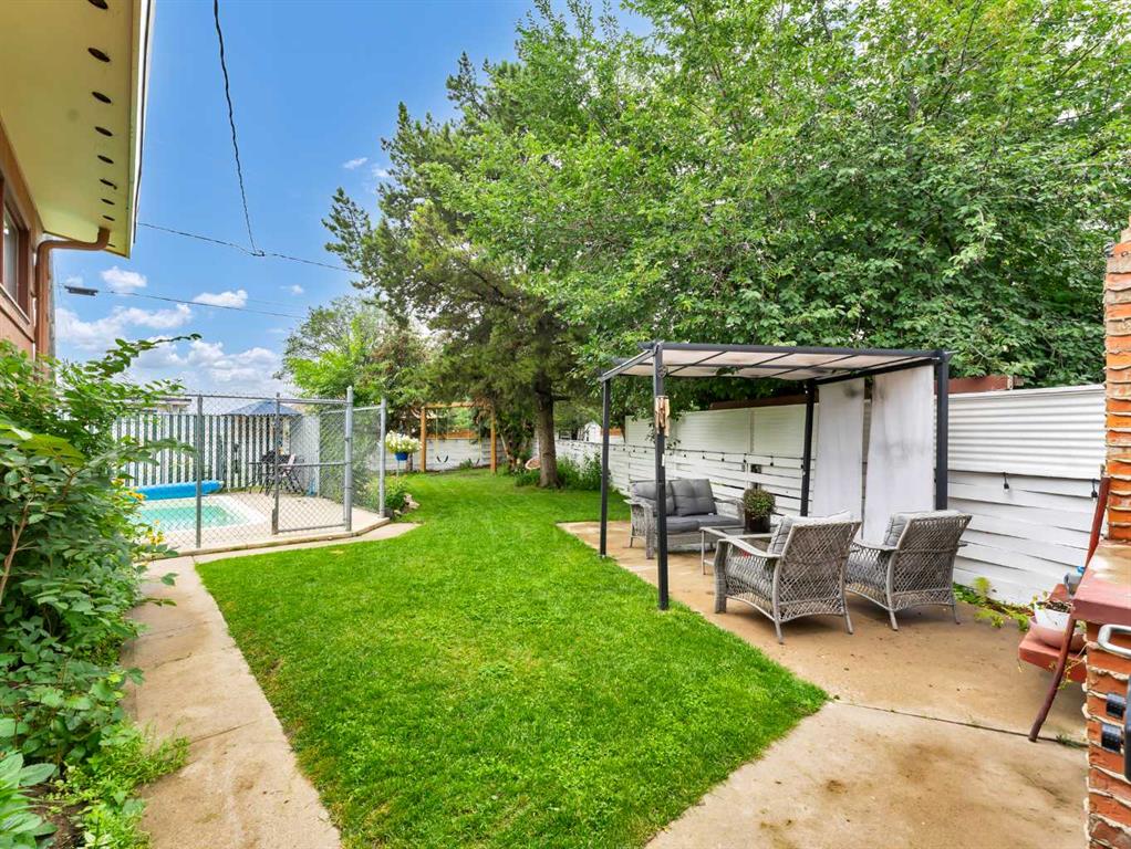 164 Muir Crescent NW