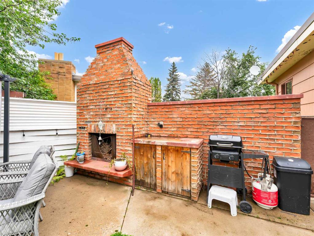 164 Muir Crescent NW