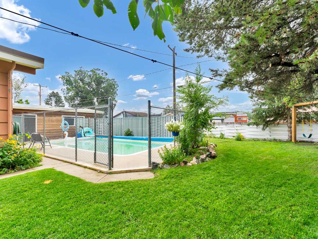 164 Muir Crescent NW
