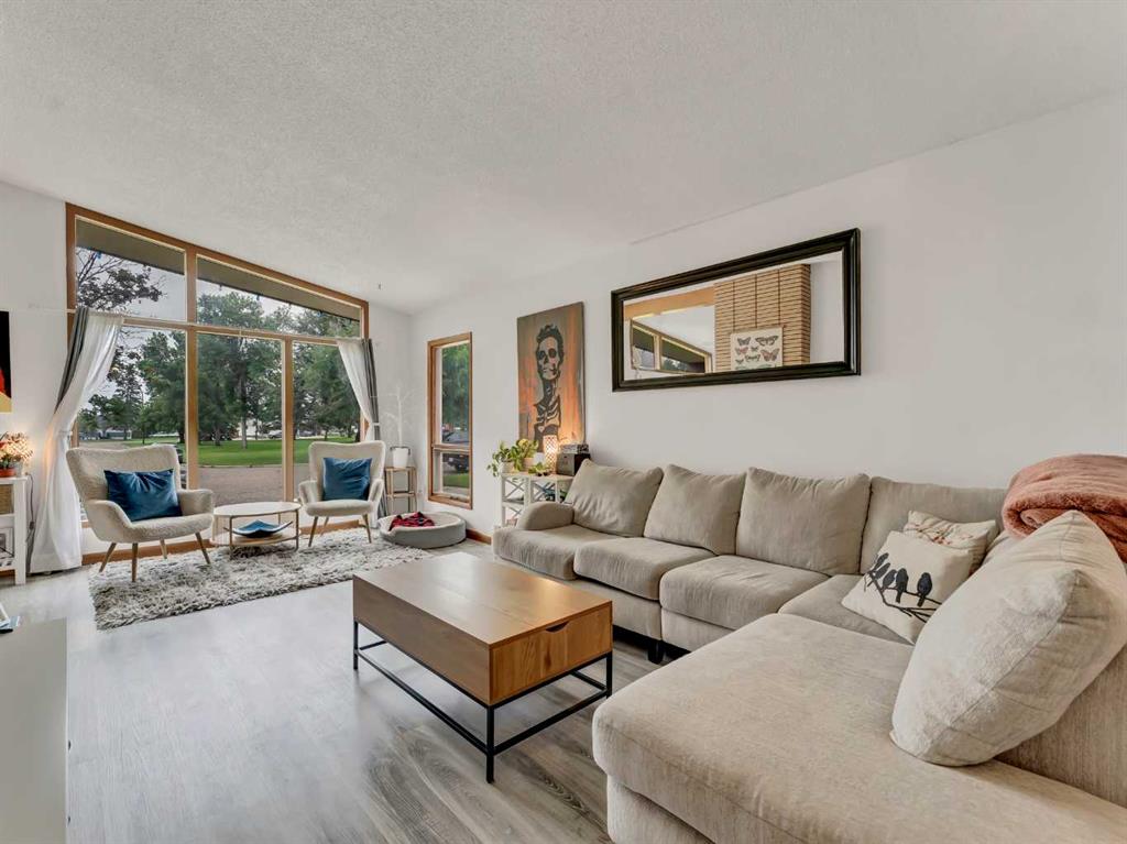 164 Muir Crescent NW