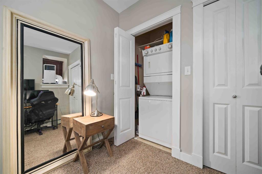 #102 371 Aberdeen  SE