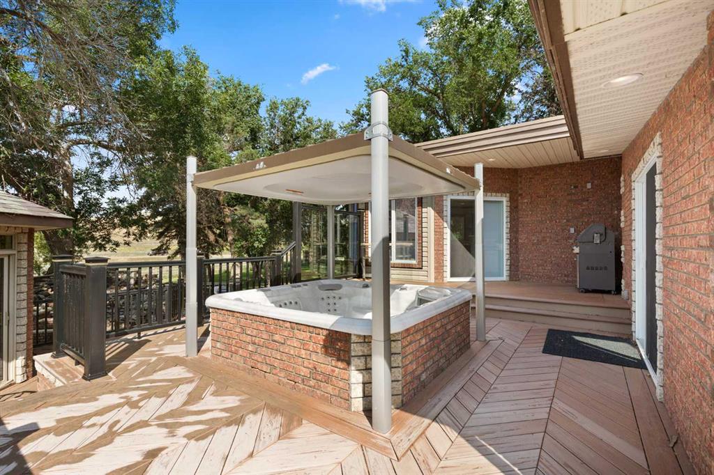 12332 Range Road 52A  