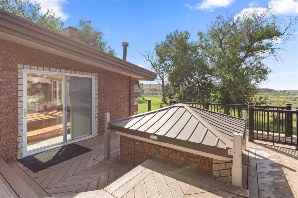 12332 Range Road 52A  