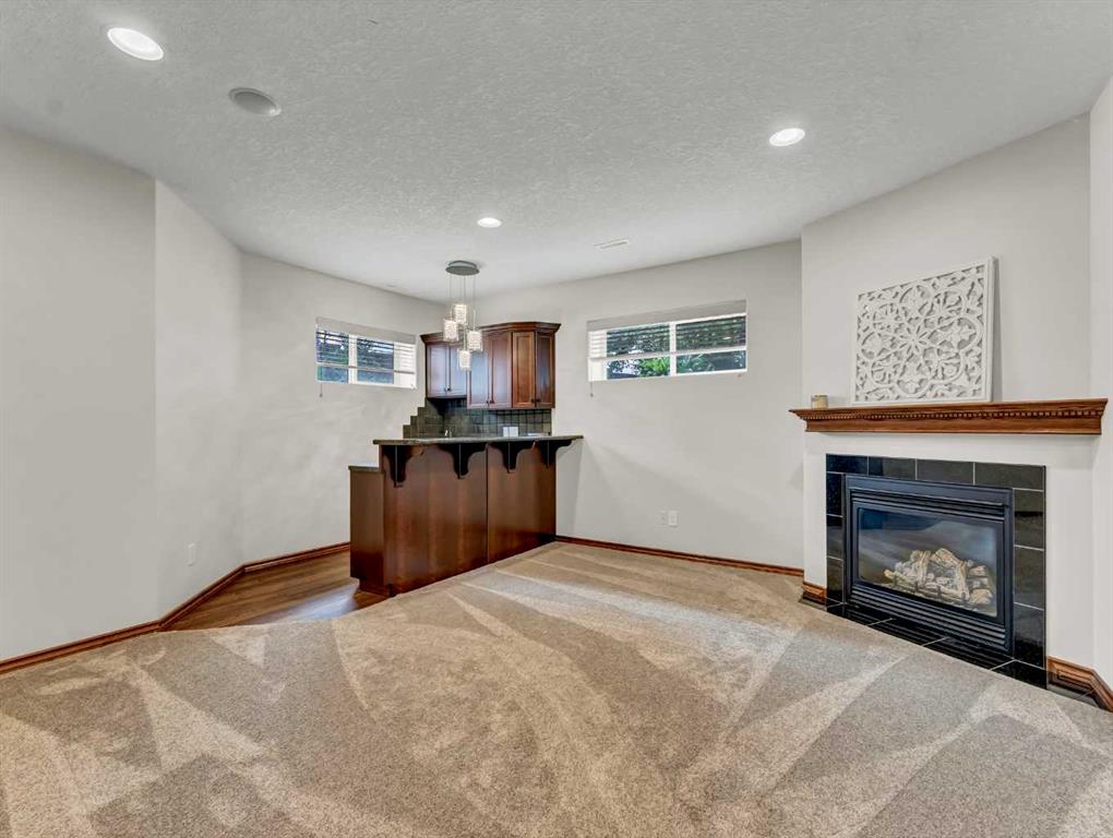 247 Sierra Road SW