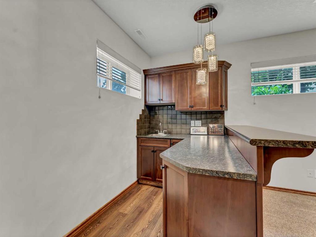 247 Sierra Road SW