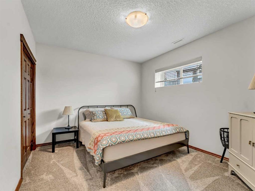 247 Sierra Road SW