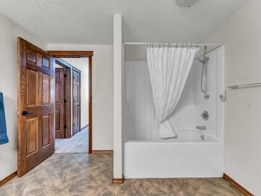 247 Sierra Road SW