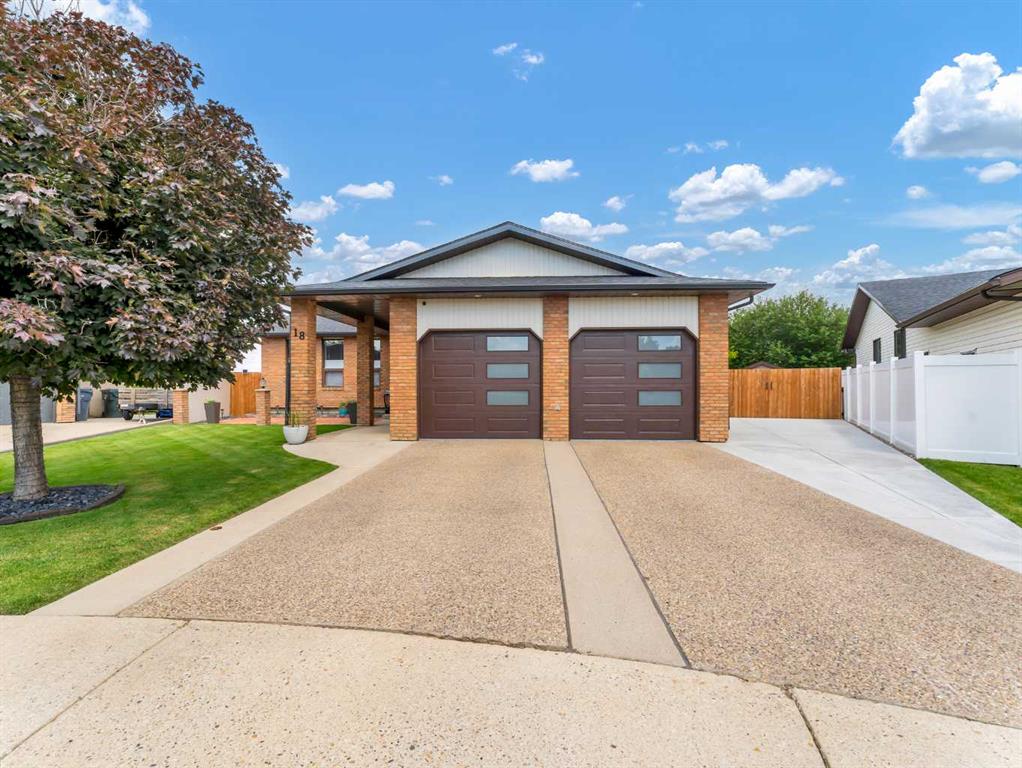 18 Cook Court SE, Medicine Hat