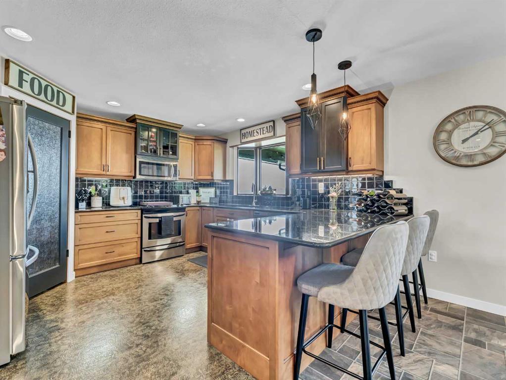 18 Cook Court SE